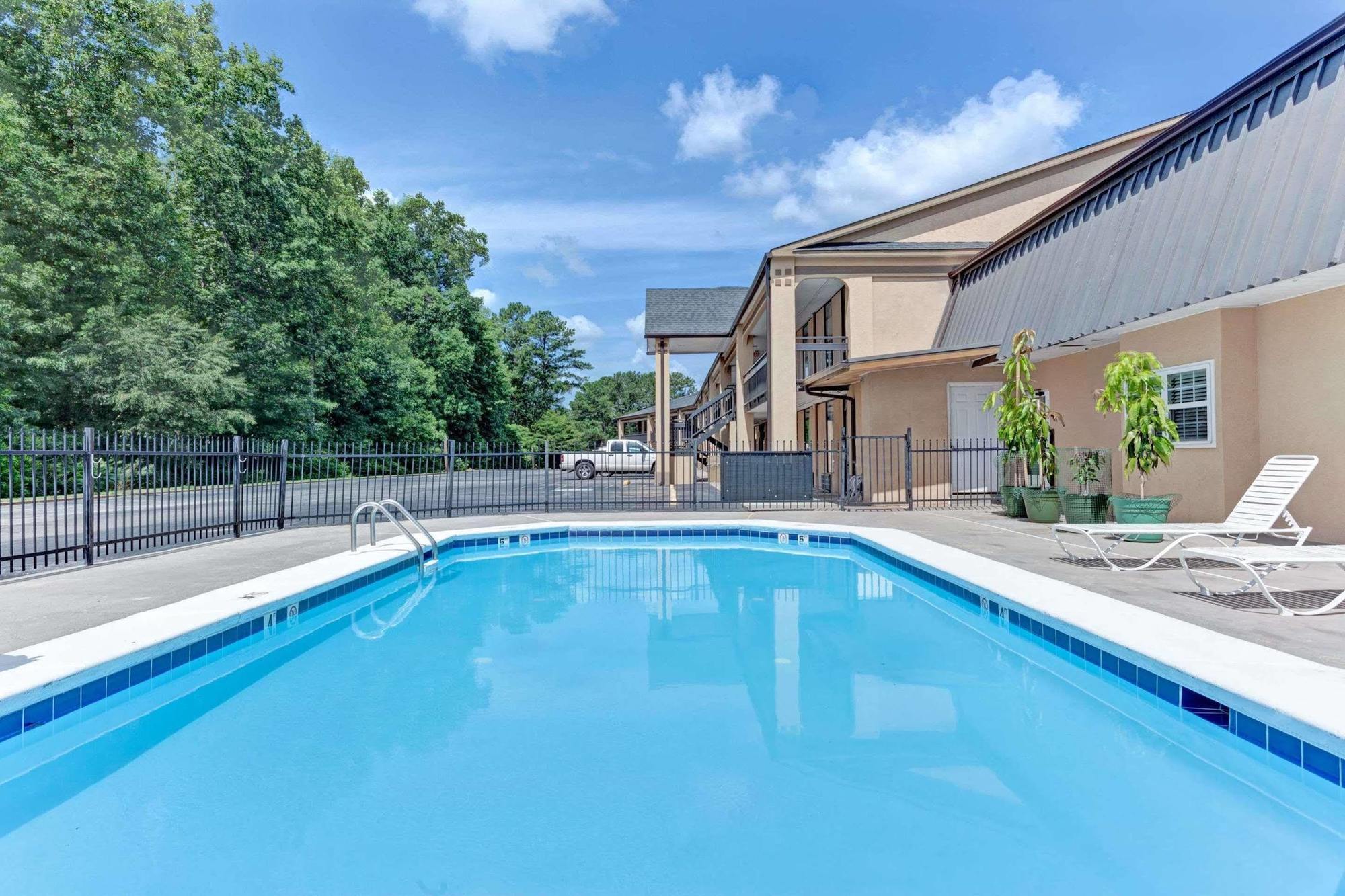 Super Inn & Suites Carrollton,West Georgia Dış mekan fotoğraf