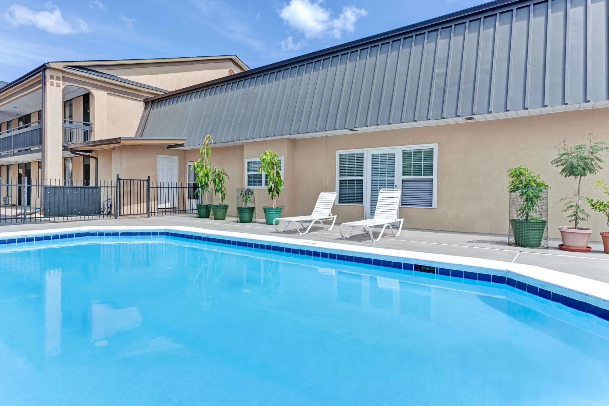 Super Inn & Suites Carrollton,West Georgia Dış mekan fotoğraf