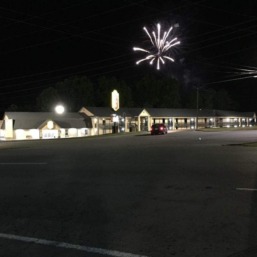 Super Inn & Suites Carrollton,West Georgia Dış mekan fotoğraf